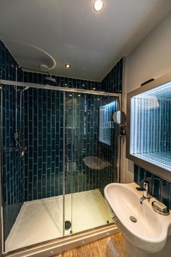 Escape Boutique B&B Llandudno Extérieur photo
